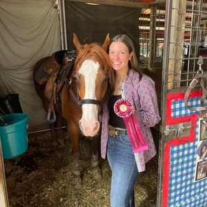 Meet your Posher, Paige